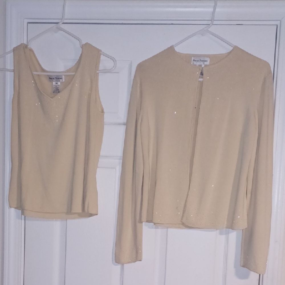 Rena Rowan 2 Piece  Cream Cardigan with Shimmer Accents. Size Medium